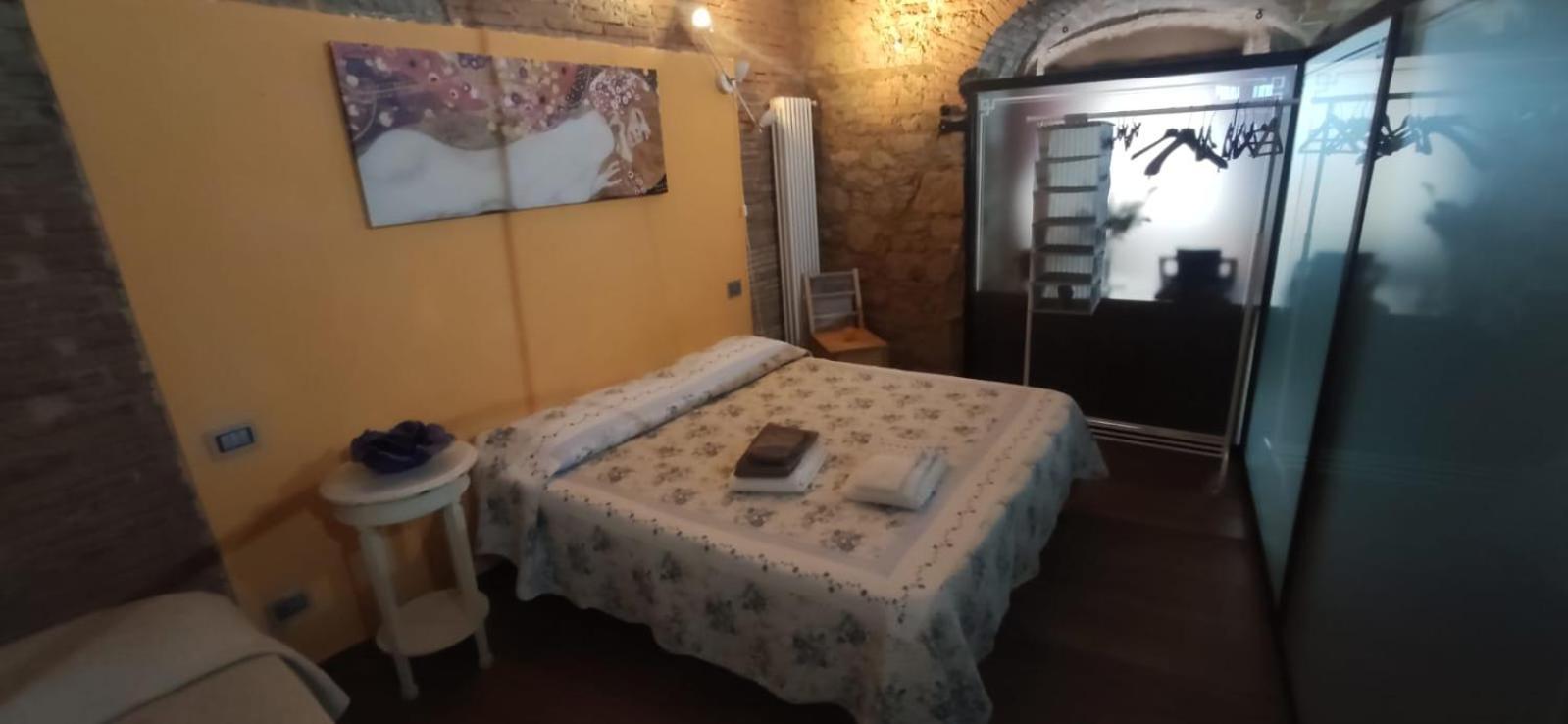 Bella Toscana Villa Pomarance Room photo